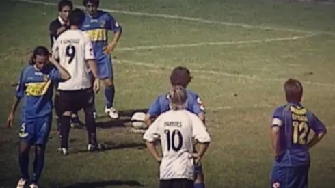 El 23 de abril de 2006, Paredes cedió la ejecución de un penal al Heidi González.