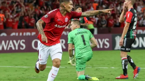 Guerrero volvió a jugar en Brasil con el Inter de Porto Alegre y le marcó a Palestino