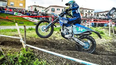 Barbosa se mantiene en puestos de avanzada en el Mundial de Enduro