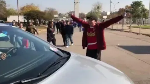 Garabatos e insultos recibió Rueda en su arribo al Estadio Nacional
