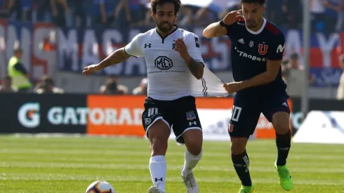 Valdivia tuvo varios choques en el mediocampo