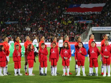 Video | ¡Pelos de punta! Así se vivió el himno en el amistos de la Roja femenina