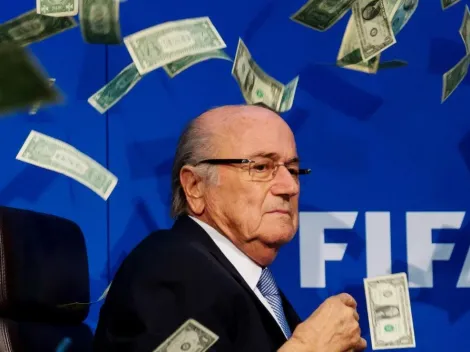 Joseph Blatter le reclama 120 relojes de lujo a la FIFA