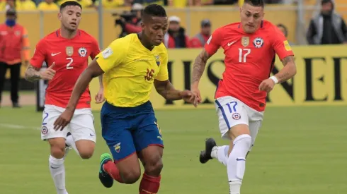 Antonio Valencia contra Chile