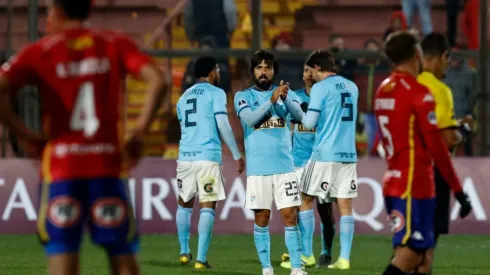 Noche negra para Unión Española: Cristal le gana 3-0 en Santa Laura