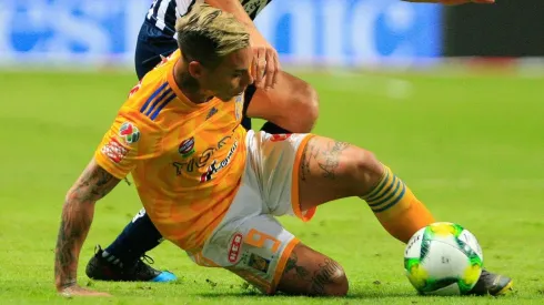 Eduardo Vargas estuvo cerca del gol, pero salió lesionado ante León