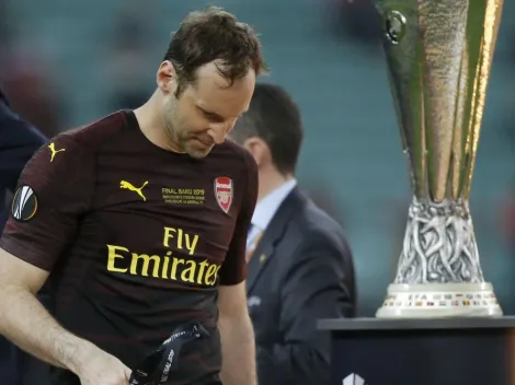 Se retira a los 37 años: el tapadón felino de Cech al Chelsea