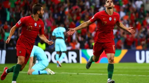 Guedes tras anotar el gol de la victoria ante Holanda