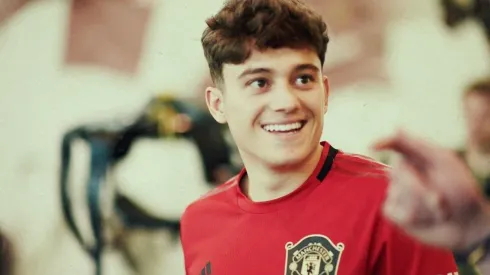 James en su primer día como Diablo Rojo