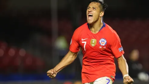 El United felicitó a Alexis por su partido ante Japón