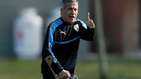 Óscar Washington Tabárez le responde a Redgol en Porto Alegre