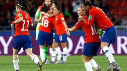 La selección femenina tras el 1-0 ante Tailandia (Foto: Agencia Uno)