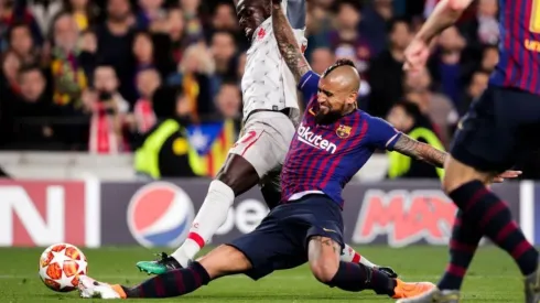 Arturo Vidal durante el duelo de ida ante Liverpool (Foto: Getty Images)