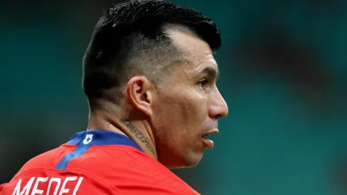 Gary Medel salió lesionado ante Uruguay