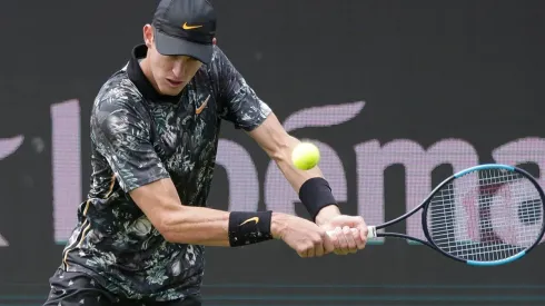 Jarry no puede con Simon y es eliminado del ATP de Eastbourne