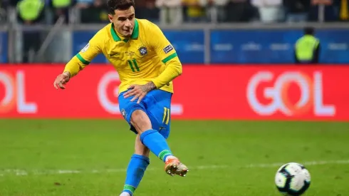 El penal de Coutinho ante Paraguay.
