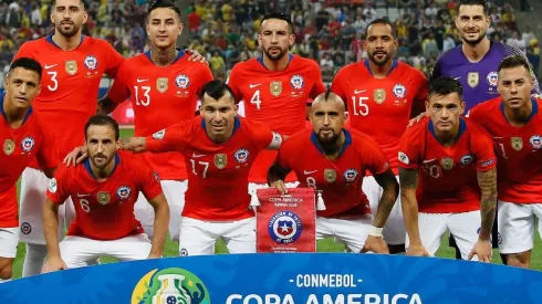 Maripán, Pulgar, Isla, Beausejour, Arias; Alexis, Fuenzalida, Medel, Vidal, Aránguiz y Vargas