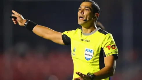 Mario Díaz de Vivar será el árbitro del duelo entre Chile y Argentina por el tercer lugar de Copa América (Foto: Getty Images)