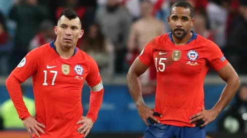 Medel y Beausejour no estarán para la Roja en ocho meses más