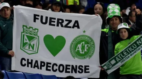 Hermandad irrompible: Hinchas de Atlético Nacional reciben a gobernador de Chapecó