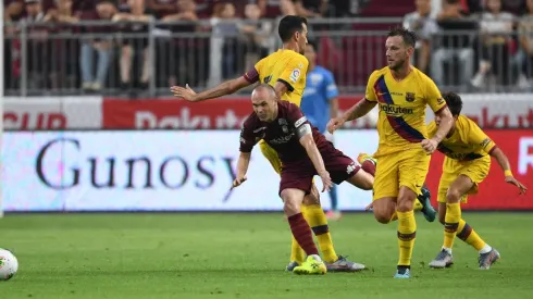 Duelo especial para Iniesta.