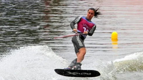 La chilena logró el bronce para Chile en el salto del esquí náutico.
