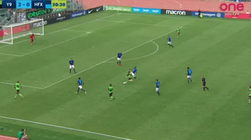 Golazo de Rodrigo Gattas en Canadá