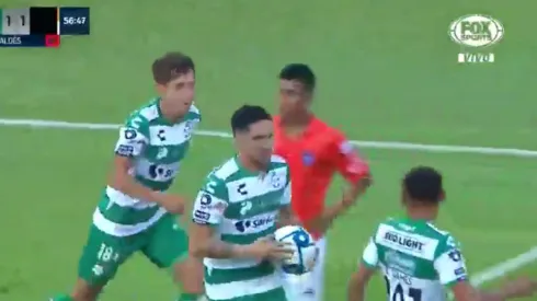 Diego Valdés marcó su primer tanto de la temporada