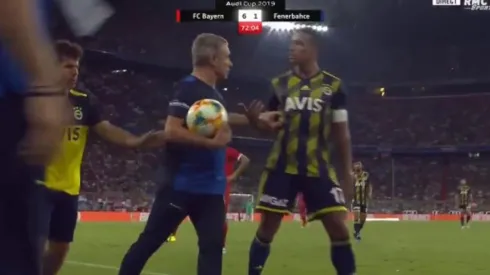 Nabil Dirar y su pataleta.