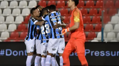 Gremio pasa a cuartos