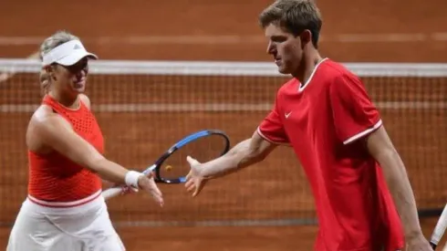 Jarry y Guarachi aseguran medalla este sábado en el dobles mixtos.