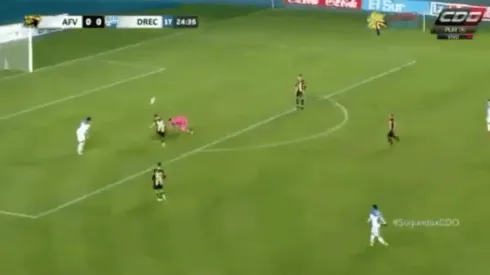 Autogolazo en Segunda División