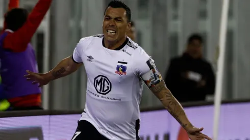 Paredes quedó a uno de Chamaco.