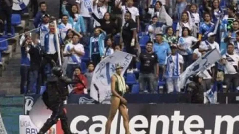 Otro invasor en el fútbol