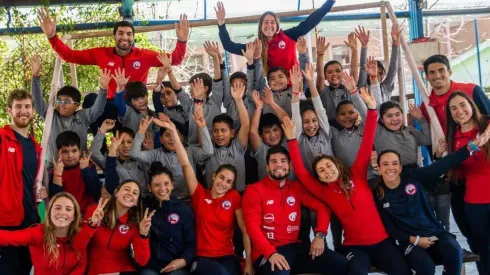 Deportistas del Team Chile lanzan la campaña “Héroes del cambio”.