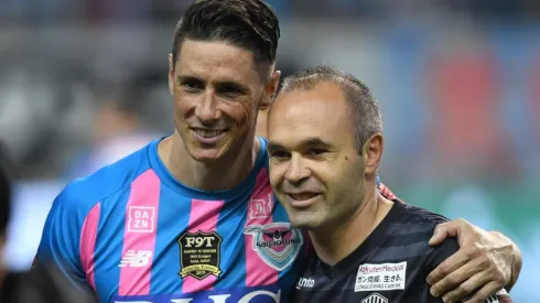 El Niño se retiró en un partido frente a Iniesta.