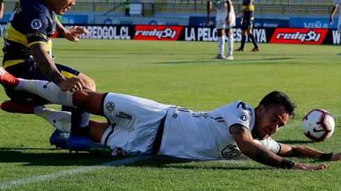 Zaldivia sufrió un corte de ligamentos de la rodilla y se perderá el resto del año en Colo Colo