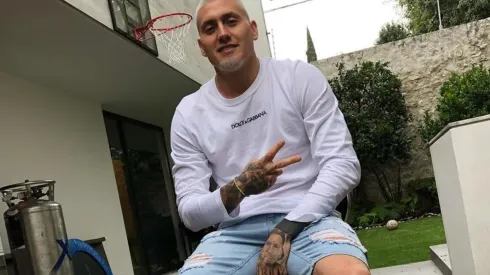 Nicolás Castillo compartió su cambio de look en redes sociales