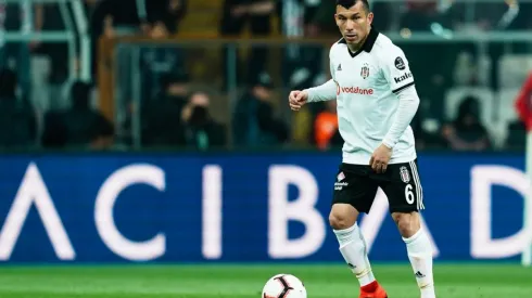 Medel dejará el Besiktas turco.