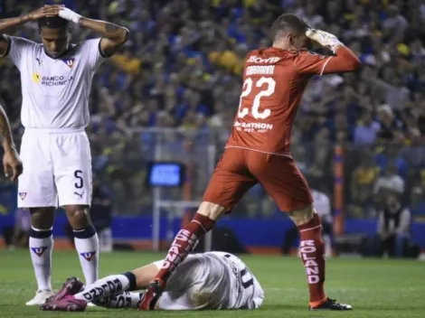 ¡Horror! Jugador de Liga de Quito se fractura el tobillo ante Boca