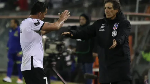 Mario Salas y continuidad de Esteban Paredes: "Tiene las puertas abiertas en este equipo"