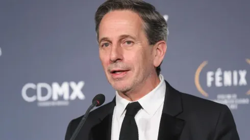 Alfredo Castro recibió premio en Venecia y pidió restitución de los fondos que se le han quitado al cine.