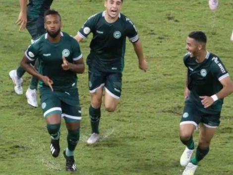 Rafael Vaz anota un recontra golazo ante el Palmeiras