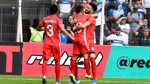 Calera tiene un pie en semis