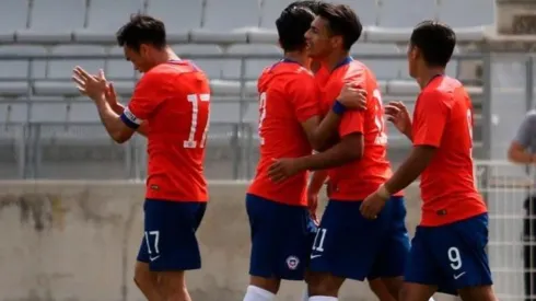 La Selección Chilena Sub 23 goleó a Barnechea, y ahora se enfrenta a Brasil en el Pacaembú de Sao Paulo.