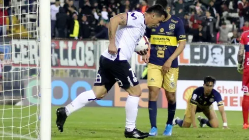 Esteban Paredes no falló desde los doce pasos