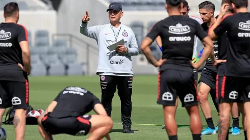 Reinaldo Rueda ensaya variantes en la delantera.