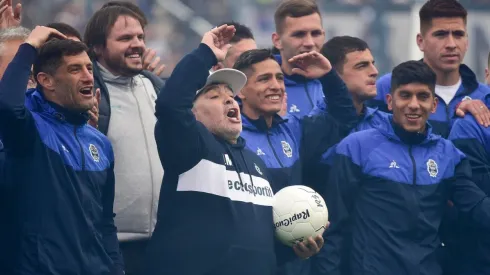 Este domingo Diego Armando Maradona debuta en la banca de Gimnasia de La Plata