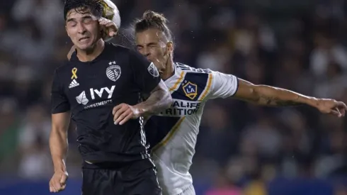 El cara y sello de Felipe Gutiérrez: Marca dos goles, pero a su equipo le meten ¡7!