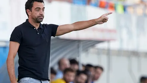 Xavi Hernández empieza bien su recorrido como DT.